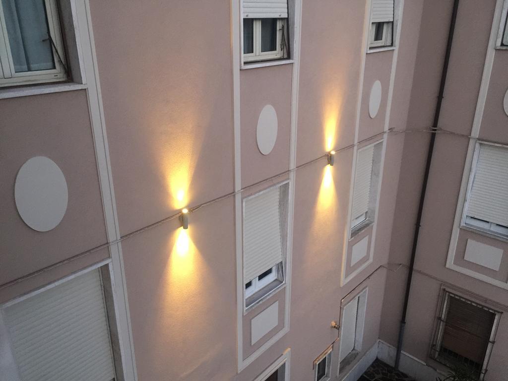 阿韦扎诺Casina Dei Marsi住宿加早餐旅馆 外观 照片