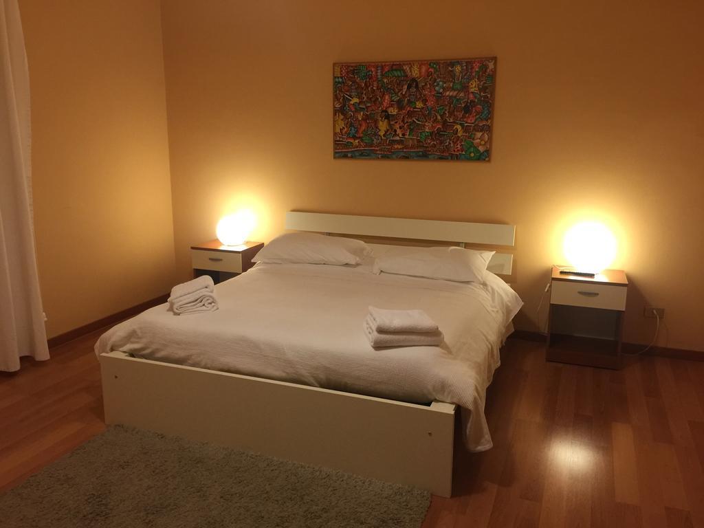 阿韦扎诺Casina Dei Marsi住宿加早餐旅馆 外观 照片